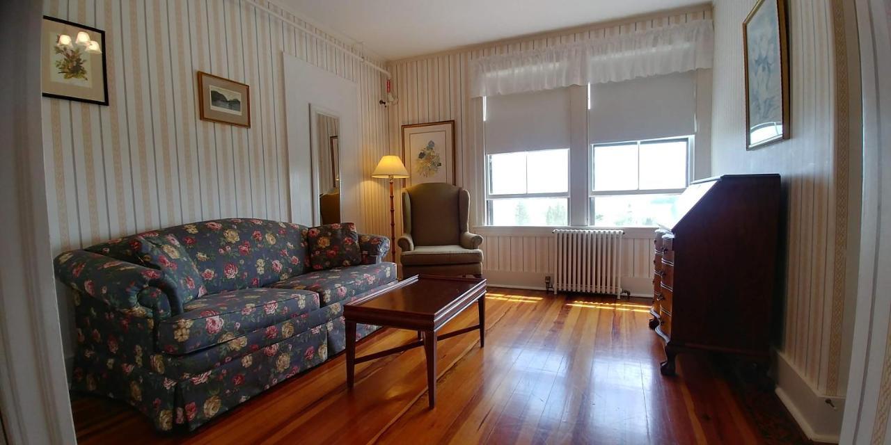 アスティコウ イン ホテル Northeast Harbor エクステリア 写真